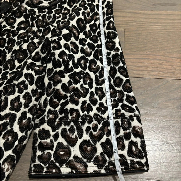 Forever 21 Leopard Print Babydoll Jacket Small. Excellent condition! - Picture 8 of 8